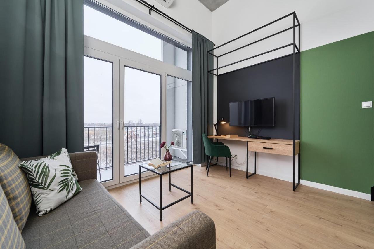 Mezzanine Studio Apartments Zarembowicza Wroclaw Airport By Renters Exteriör bild